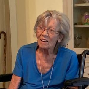 Meet your Posher, Debbie